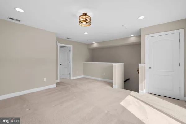 $4,000 | 504 Joseph Johnson Drive, Annapolis, MD 21401