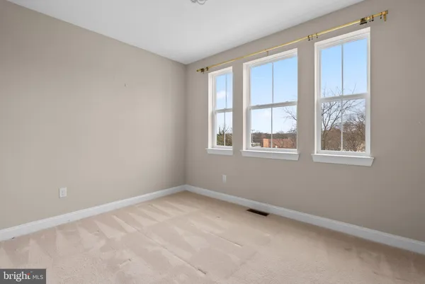$4,000 | 504 Joseph Johnson Drive, Annapolis, MD 21401