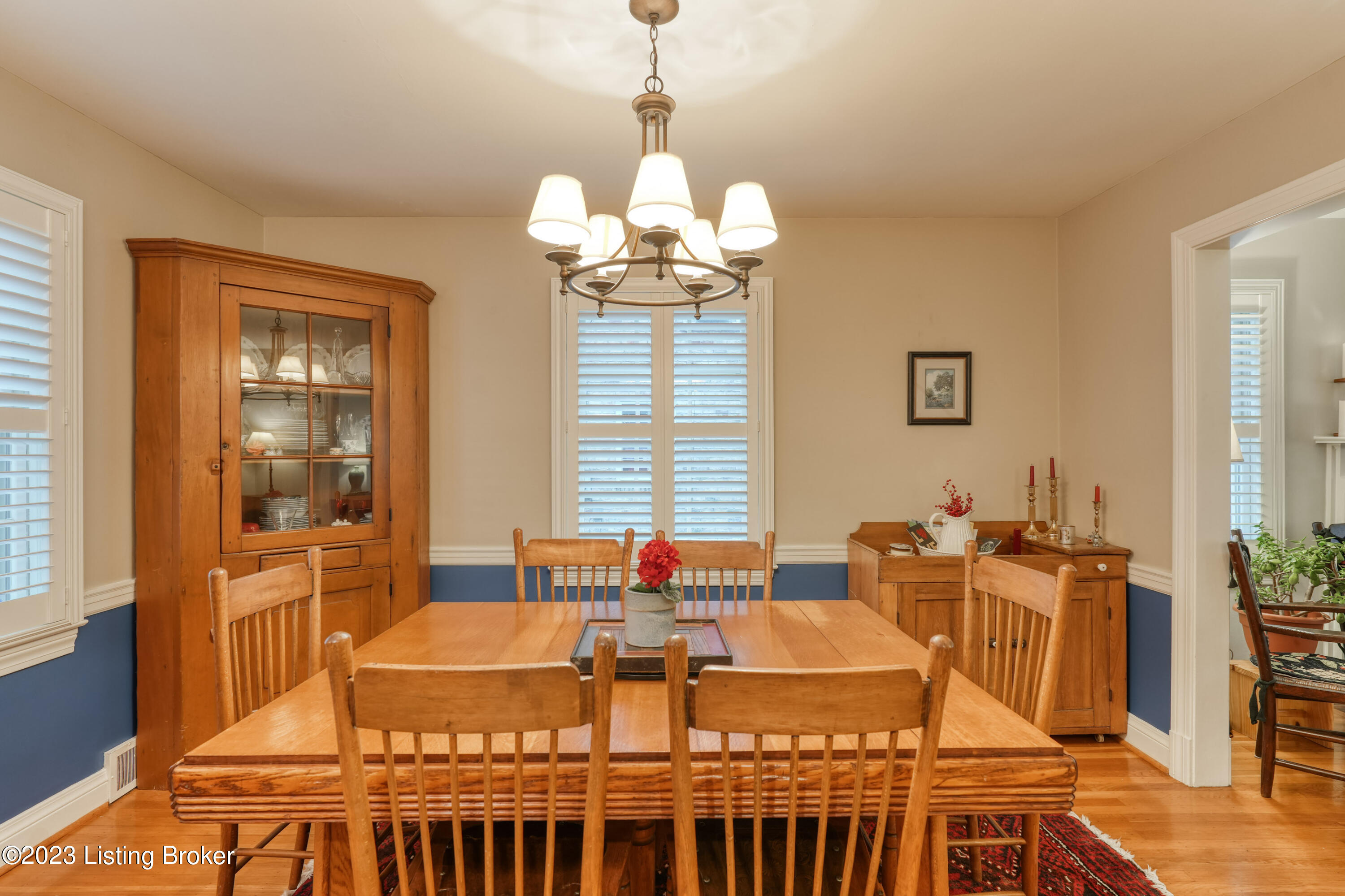 218 Don Allen Road Louisville, KY 40207 - Photo 11 of 48 019 - 20230303 09423