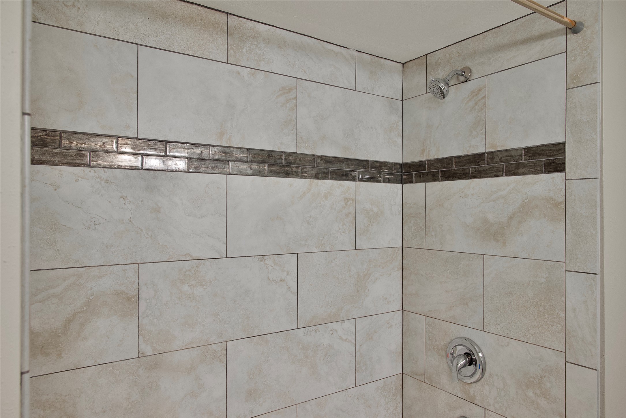 723 Leaflet Lane Spring, TX 77388 - Photo 34 of 41 a bathroom with a shower