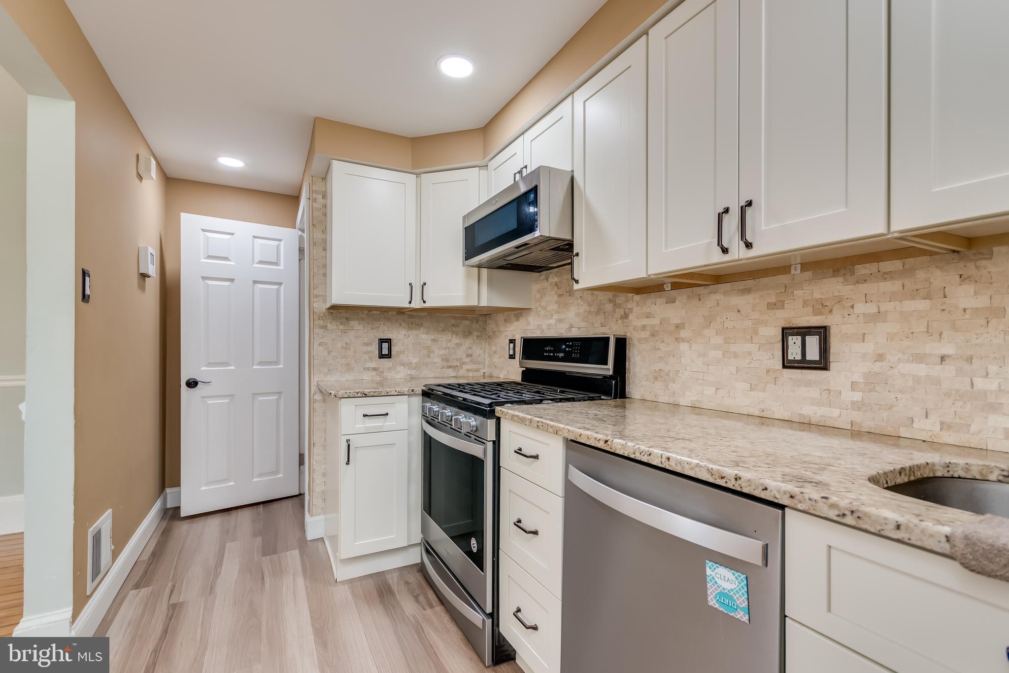 205 Pennsylvania Road Brooklawn, NJ 08030 - Photo 2 of 20