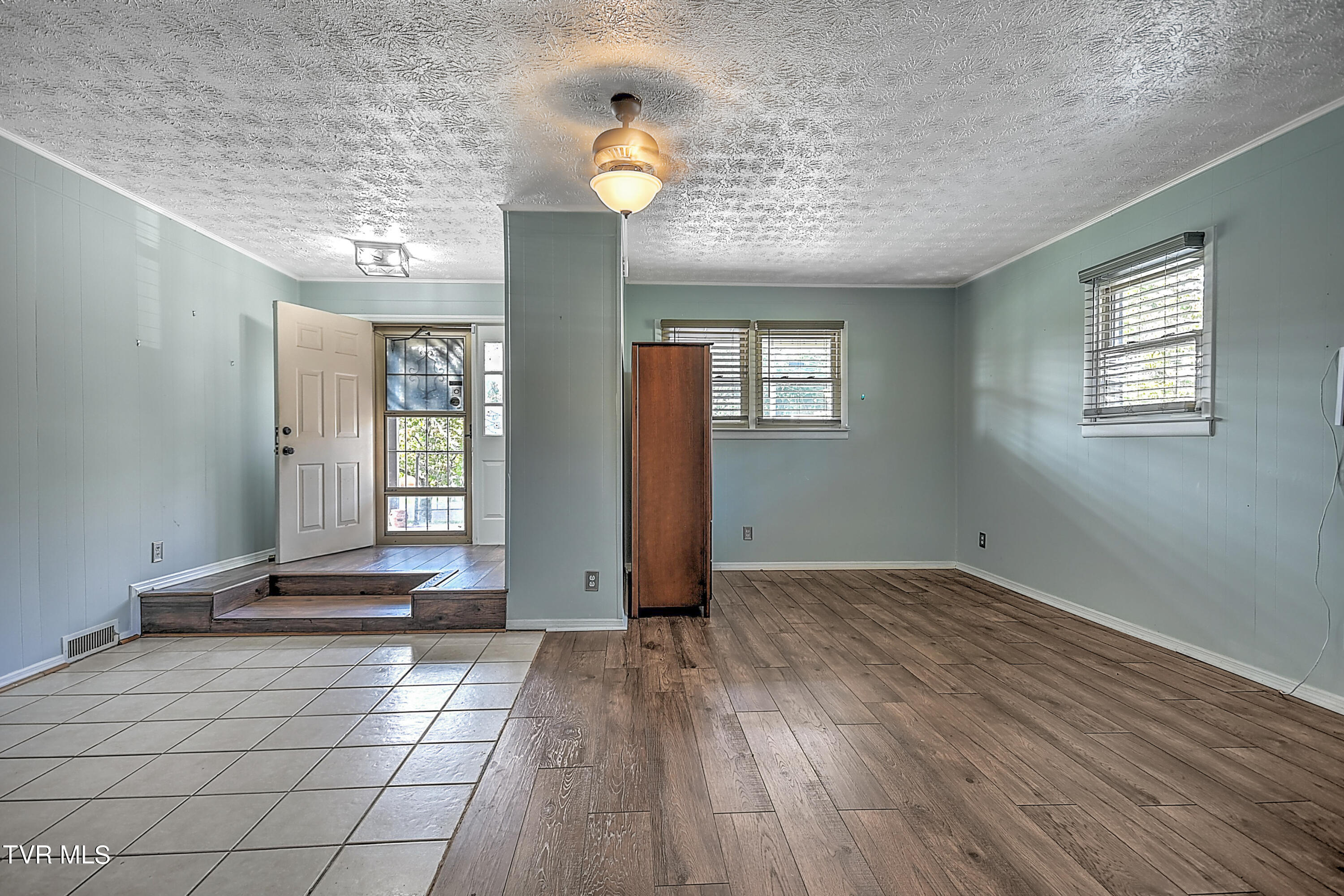 279 Spring Valley Road Bristol, VA 24201 - Photo 15 of 41 279 Spring Valley GDawg_-13