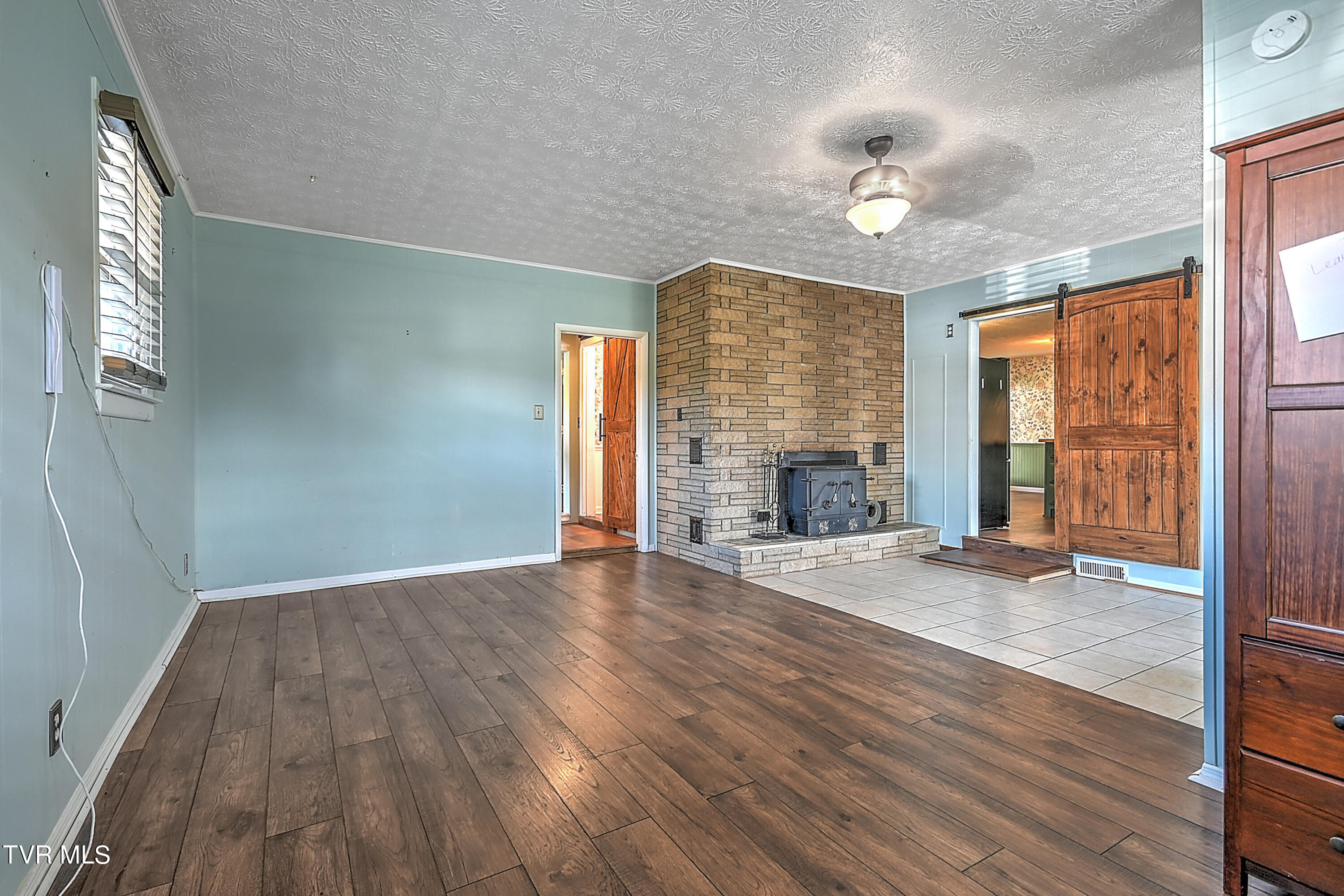 279 Spring Valley Road Bristol, VA 24201 - Photo 18 of 41 279 Spring Valley GDawg_-15