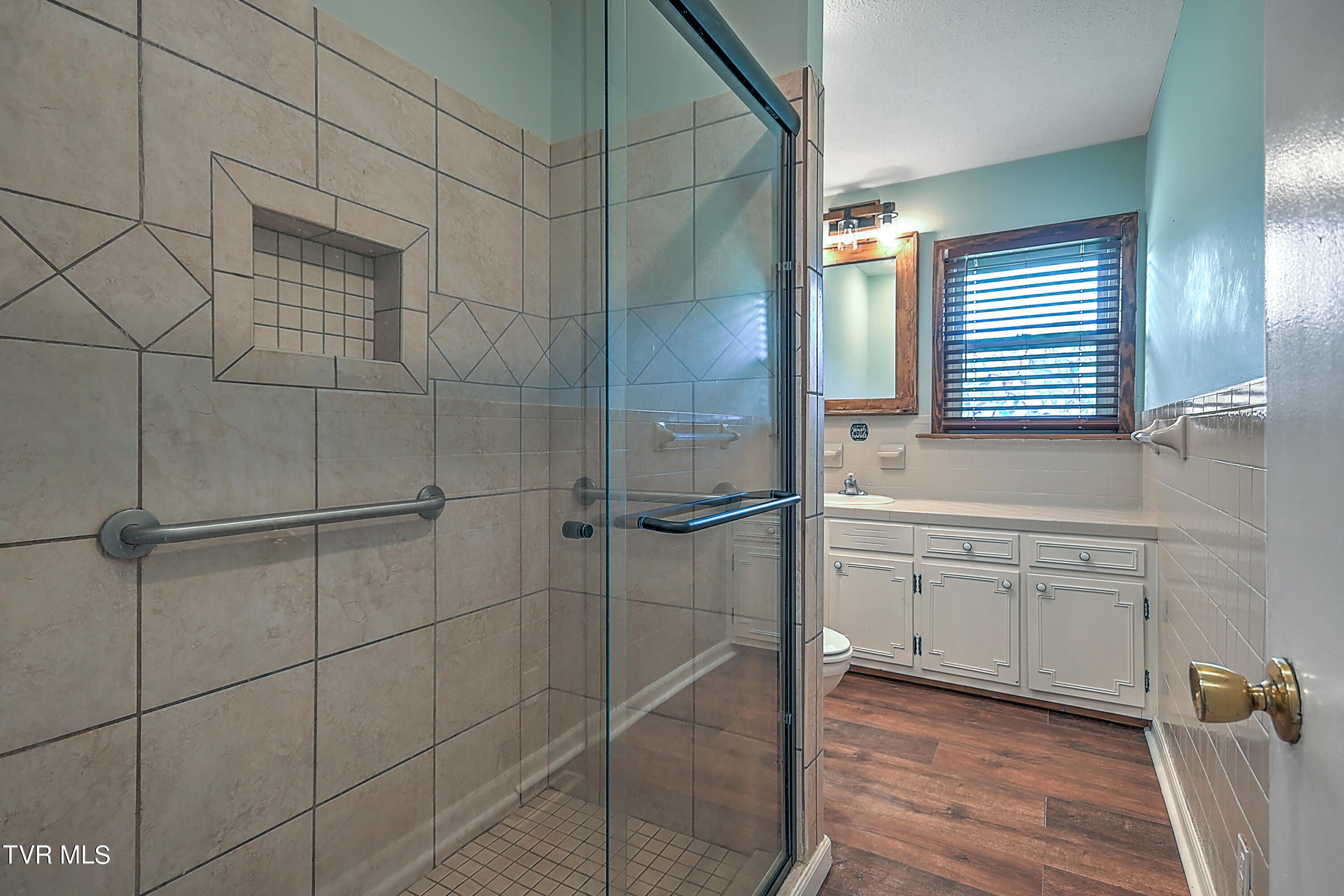 279 Spring Valley Road Bristol, VA 24201 - Photo 24 of 41 279 Spring Valley GDawg_-23