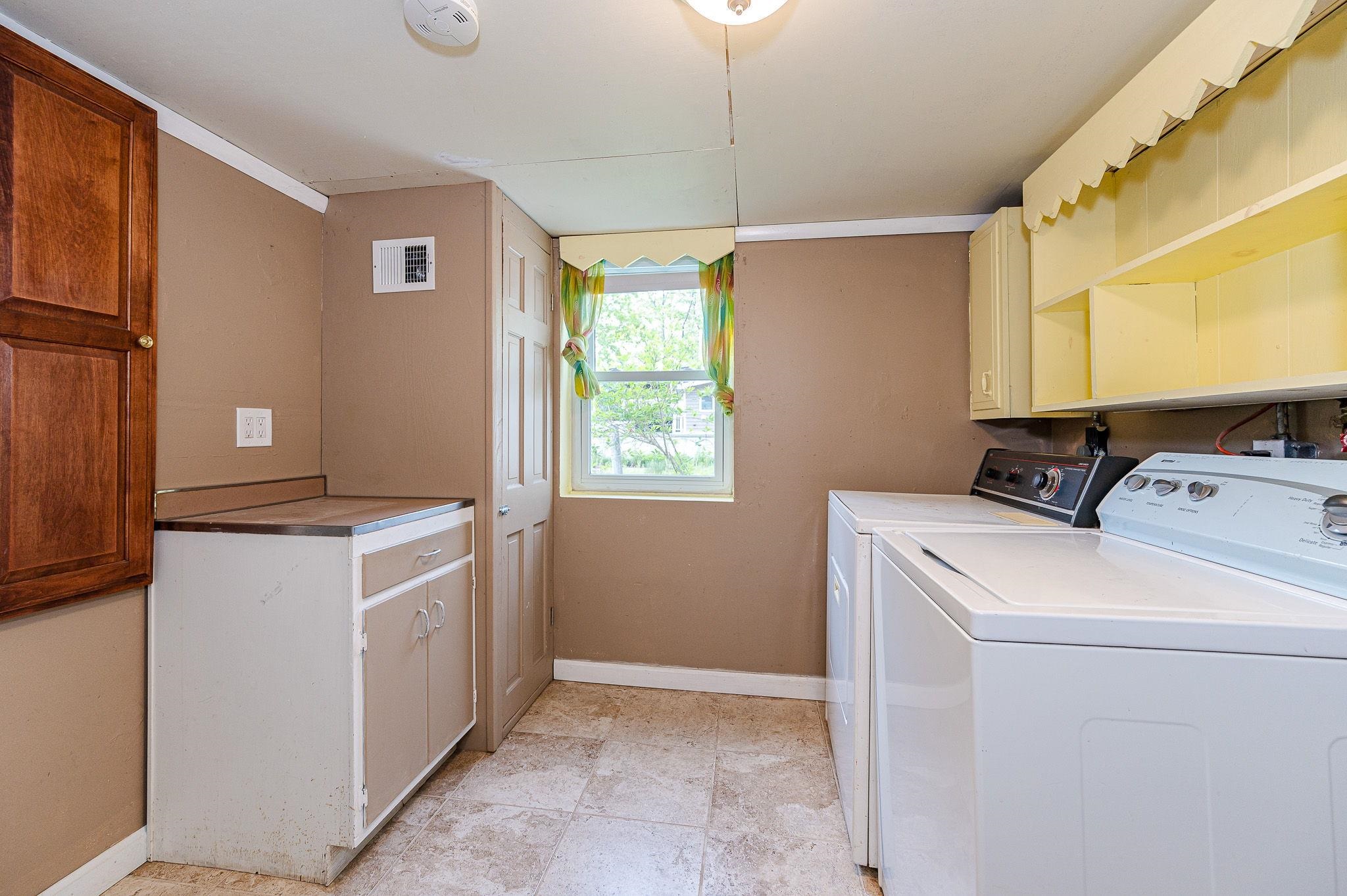 39 Woekel Circle Pelham, NH 03076 - Photo 26 of 38