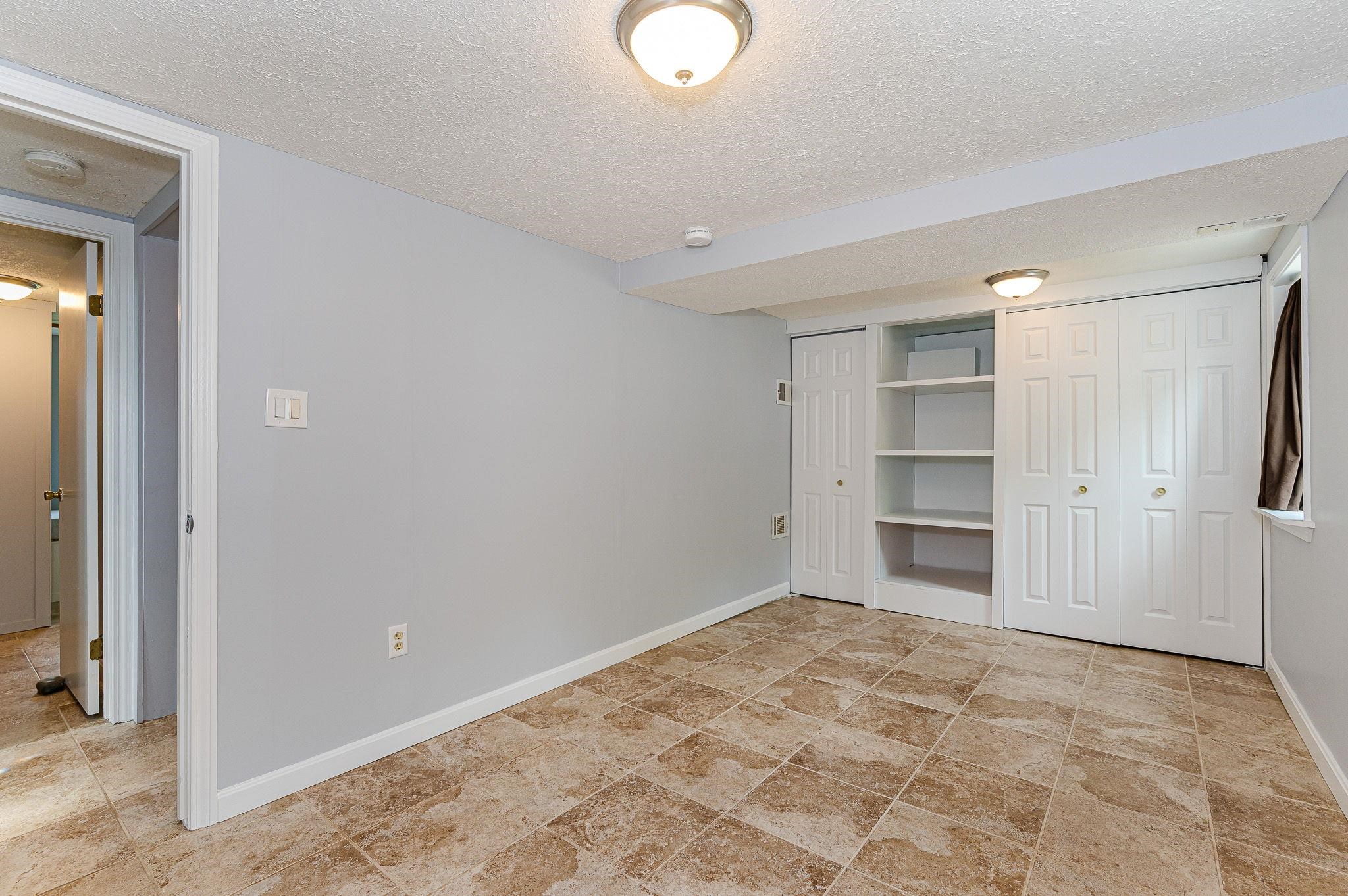 39 Woekel Circle Pelham, NH 03076 - Photo 30 of 38