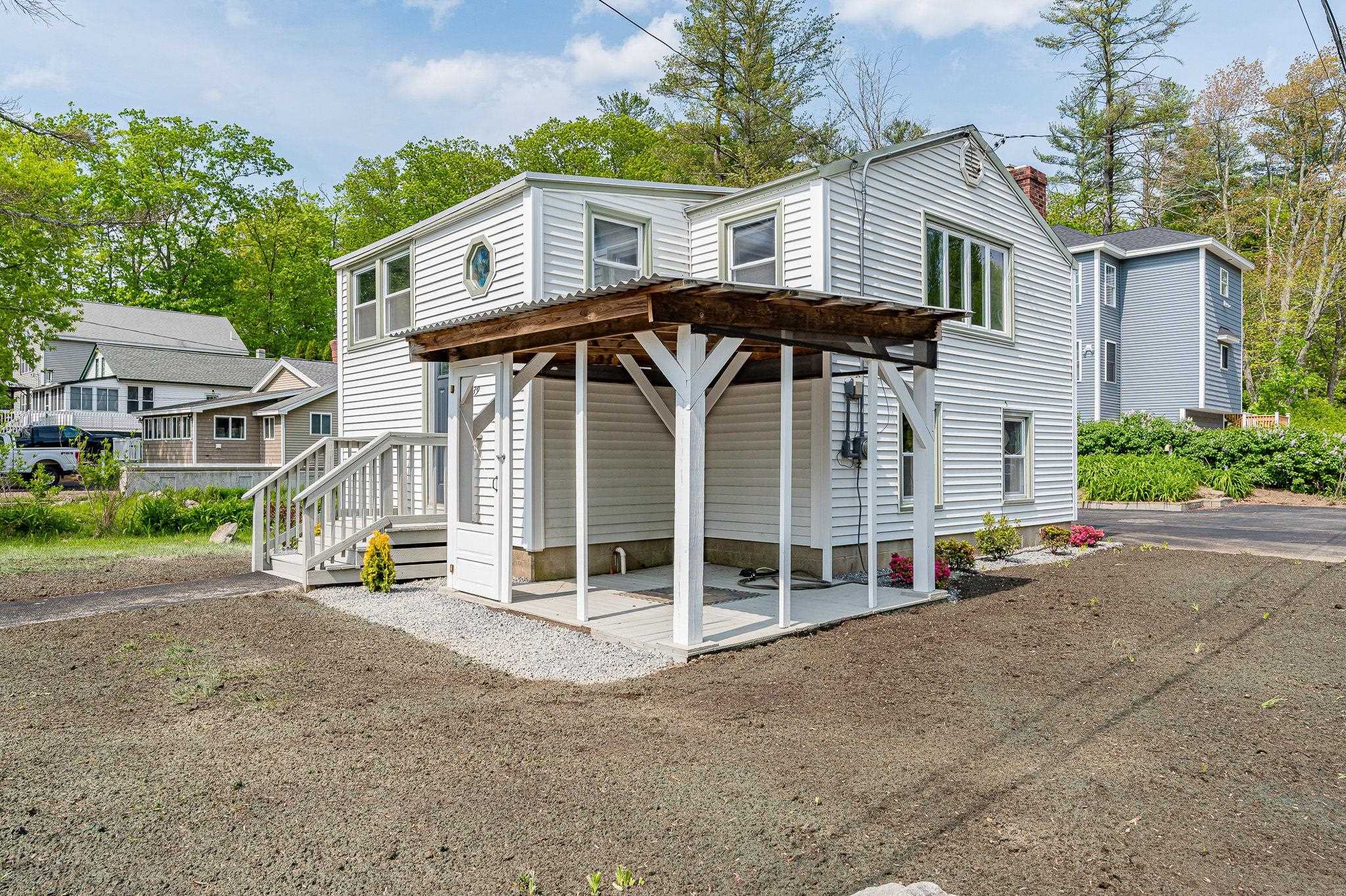 39 Woekel Circle Pelham, NH 03076 - Photo 3 of 38