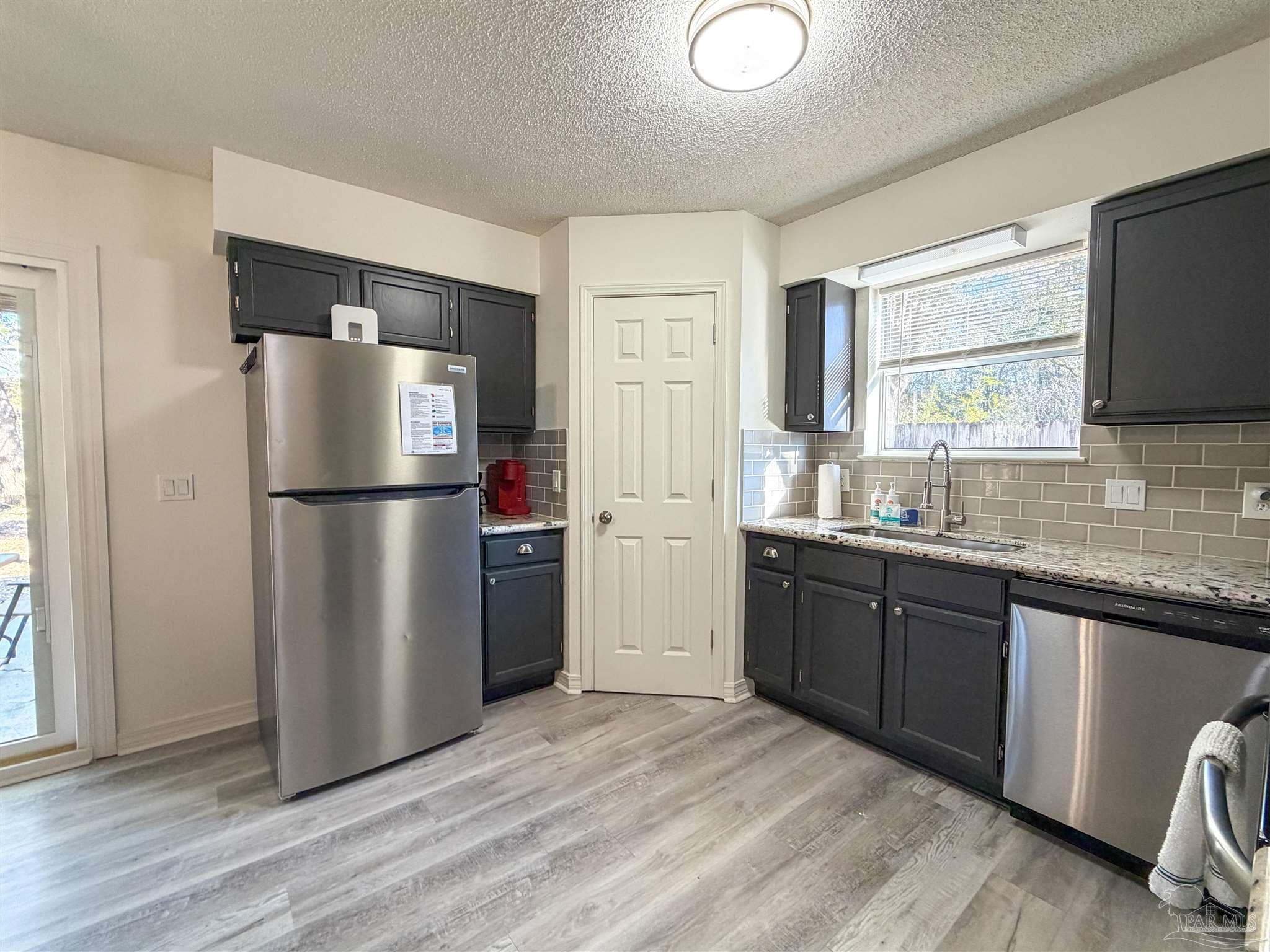 10660 Creek Ridge Drive Pensacola, FL 32506 - Photo 12 of 39