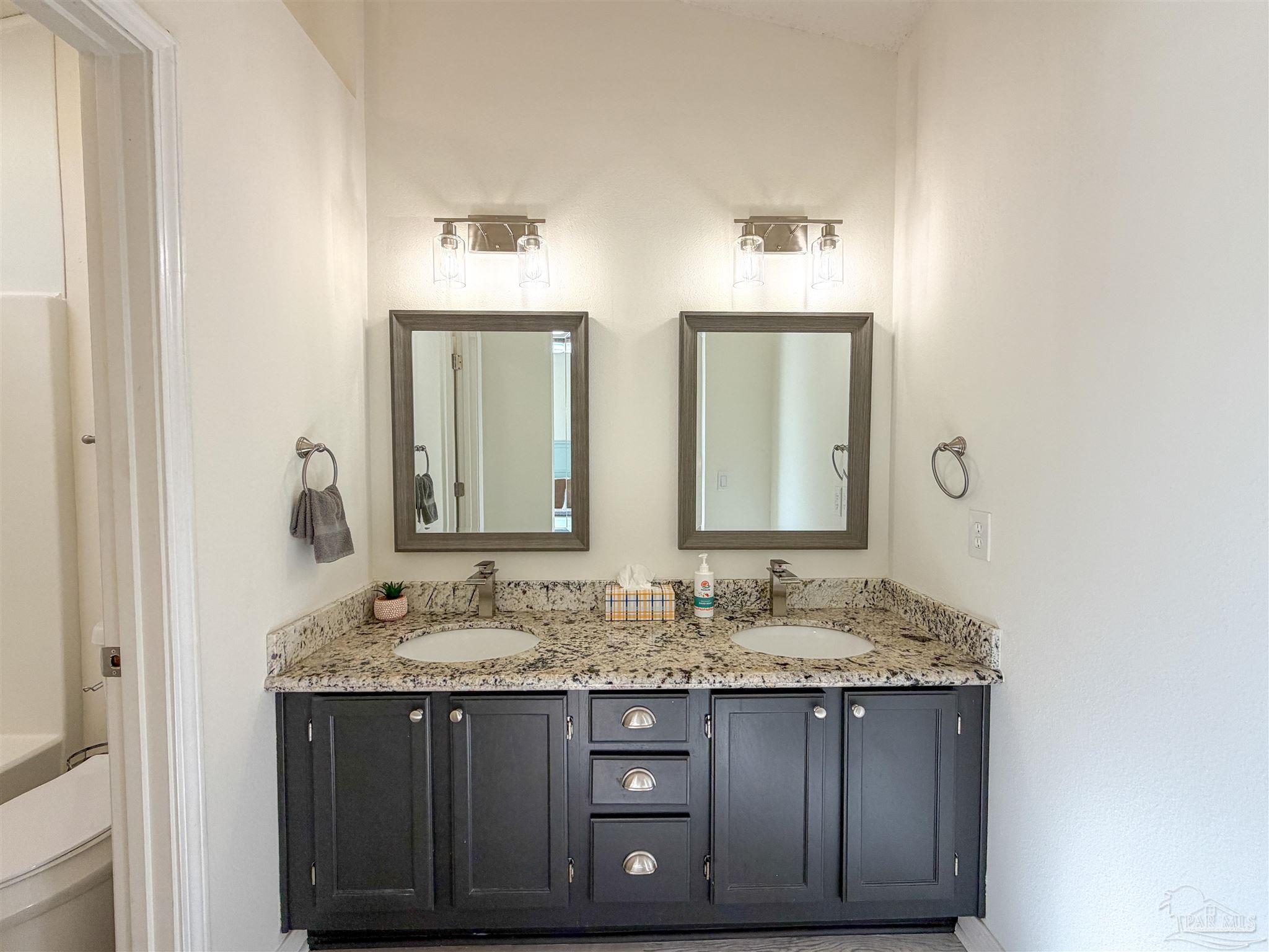 10660 Creek Ridge Drive Pensacola, FL 32506 - Photo 18 of 39