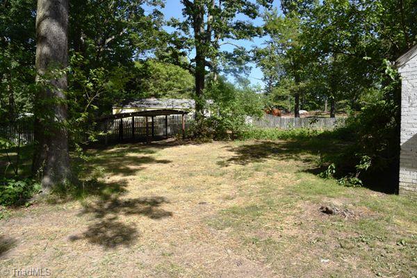 4503 Old Rural Hall Road Winston-Salem, NC 27105 - Photo 12 of 15 Back yard
