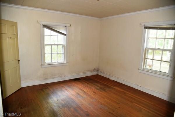 4503 Old Rural Hall Road Winston-Salem, NC 27105 - Photo 6 of 15 Second bedroom