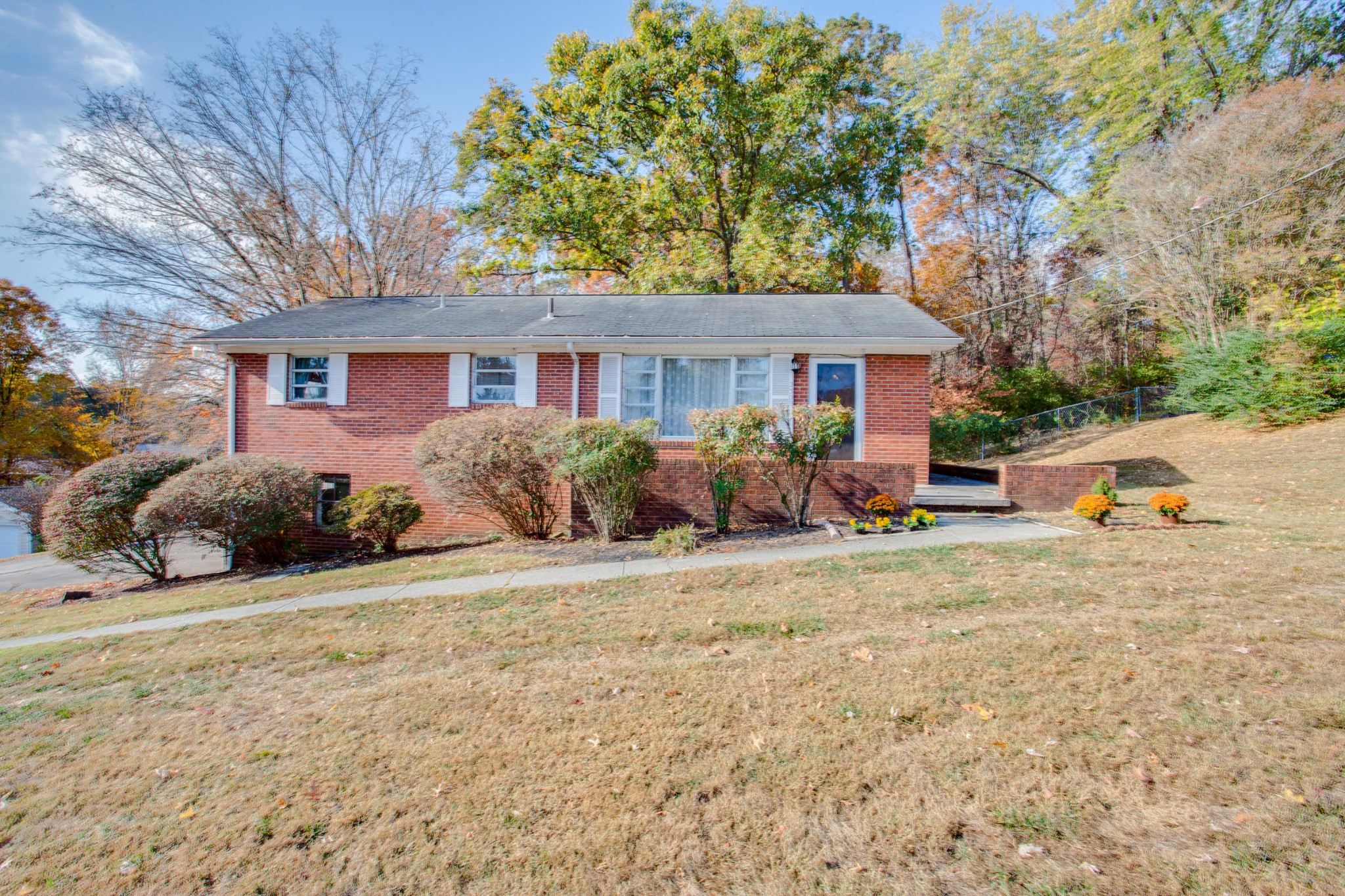 2309 Pulaski Road Knoxville, TN 37914 - Photo 1 of 34 Gallery Image 1