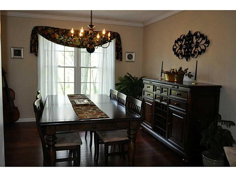501 Great Belt Road Butler, PA 16002 - Photo 9 of 25 Dining Room.