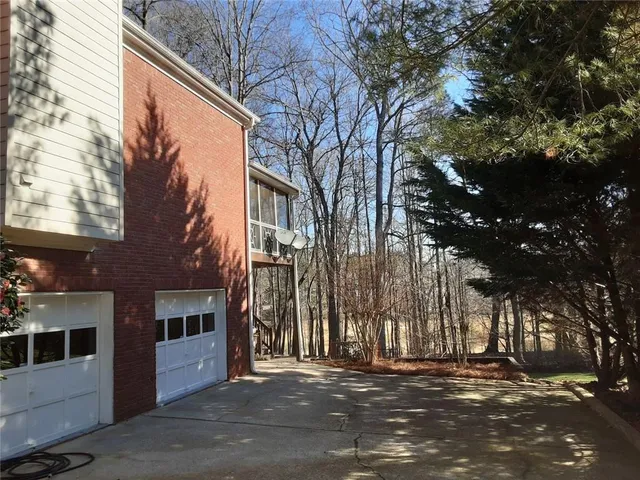 $3,500 | 3885 Waterford Drive, Suwanee, GA 30024