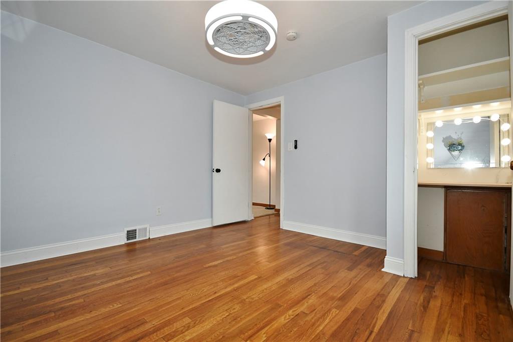 1036 Hastie Road Pittsburgh, PA 15234 - Photo 14 of 24 Gallery Image 14