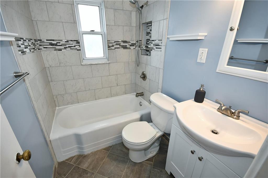 1036 Hastie Road Pittsburgh, PA 15234 - Photo 15 of 24 Gallery Image 15