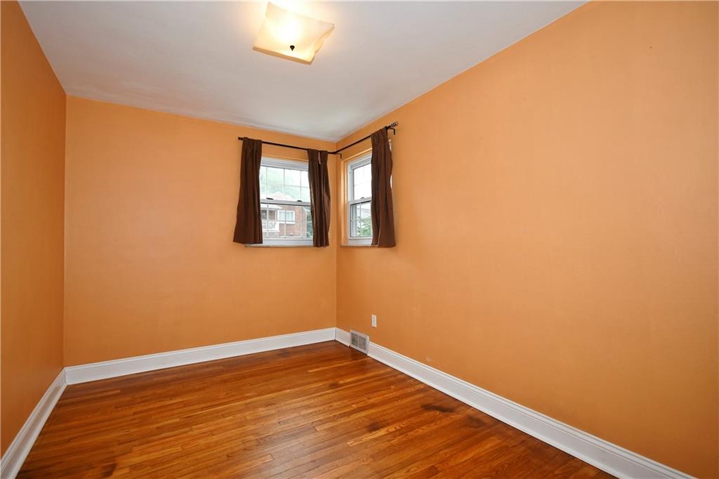 1036 Hastie Road Pittsburgh, PA 15234 - Photo 17 of 24 Gallery Image 17