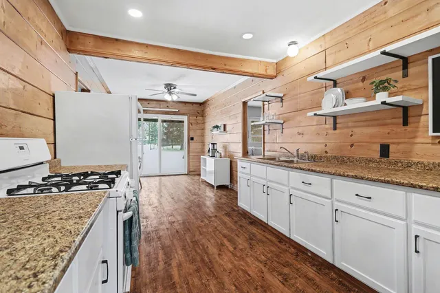 $185,000 | 175 Woodrow Avenue South, Battle Creek, MI 49015