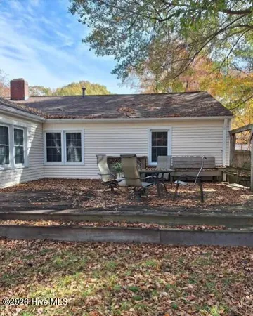 $1,850 | 1613 Longwood Drive, Greenville, NC 27858