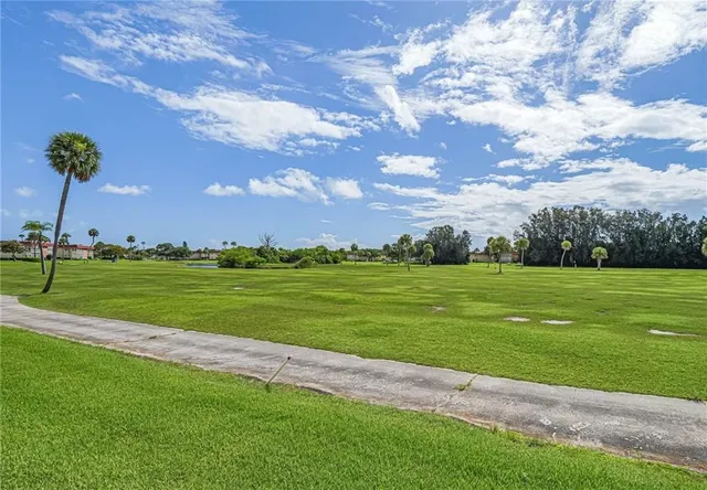 $1,600 | 55 Woodland Drive, Unit 206, Vero Beach, FL 32962