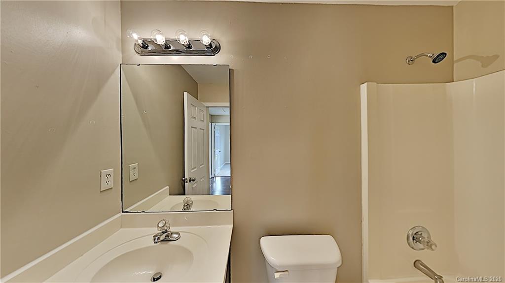 7809 Ebony Road Charlotte, NC 28216 - Photo 10 of 12 Gallery Image 10