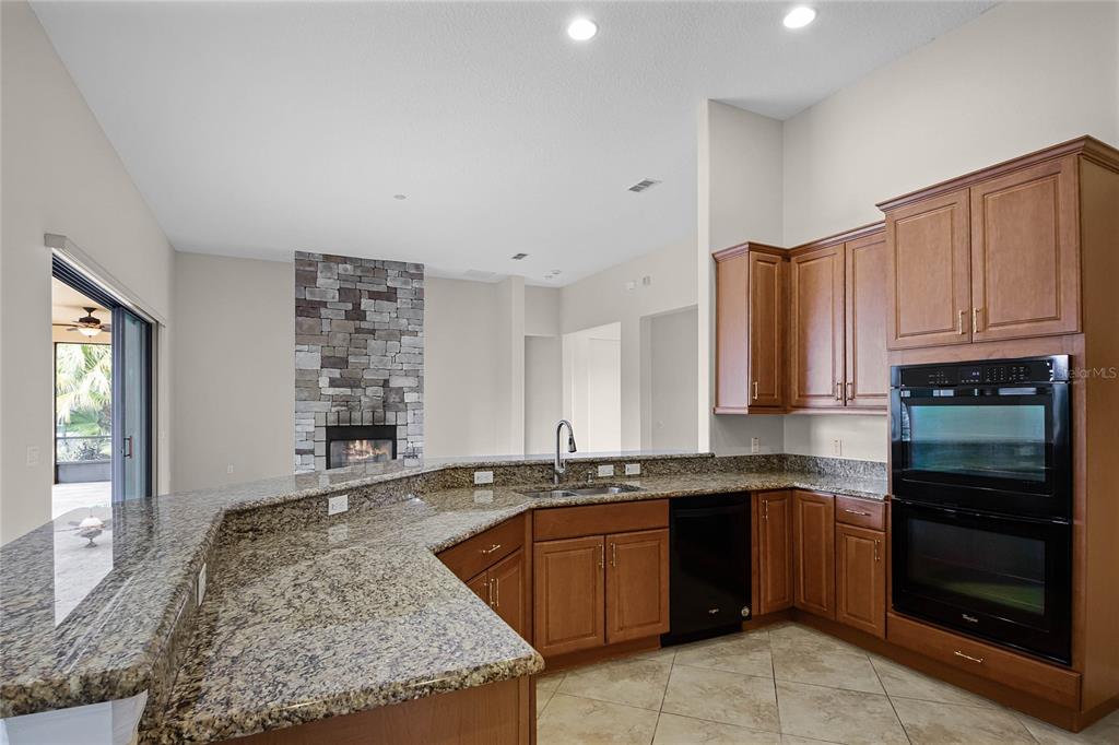 729 San Raphael Street Kissimmee, FL 34759 - Photo 14 of 47