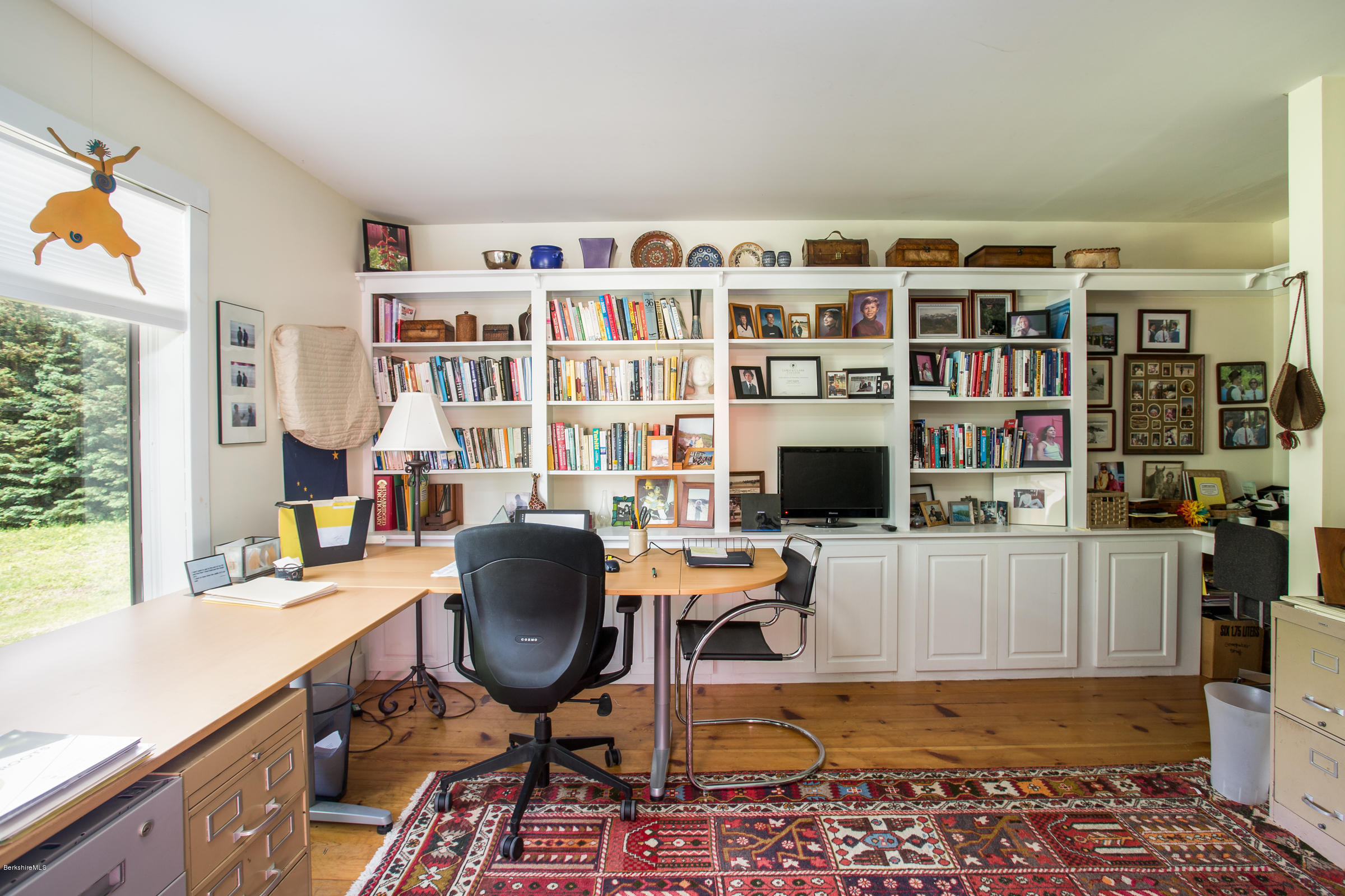 128 West Center Road West Stockbridge, MA 01266 - Photo 11 of 21 a workspace with furniture
