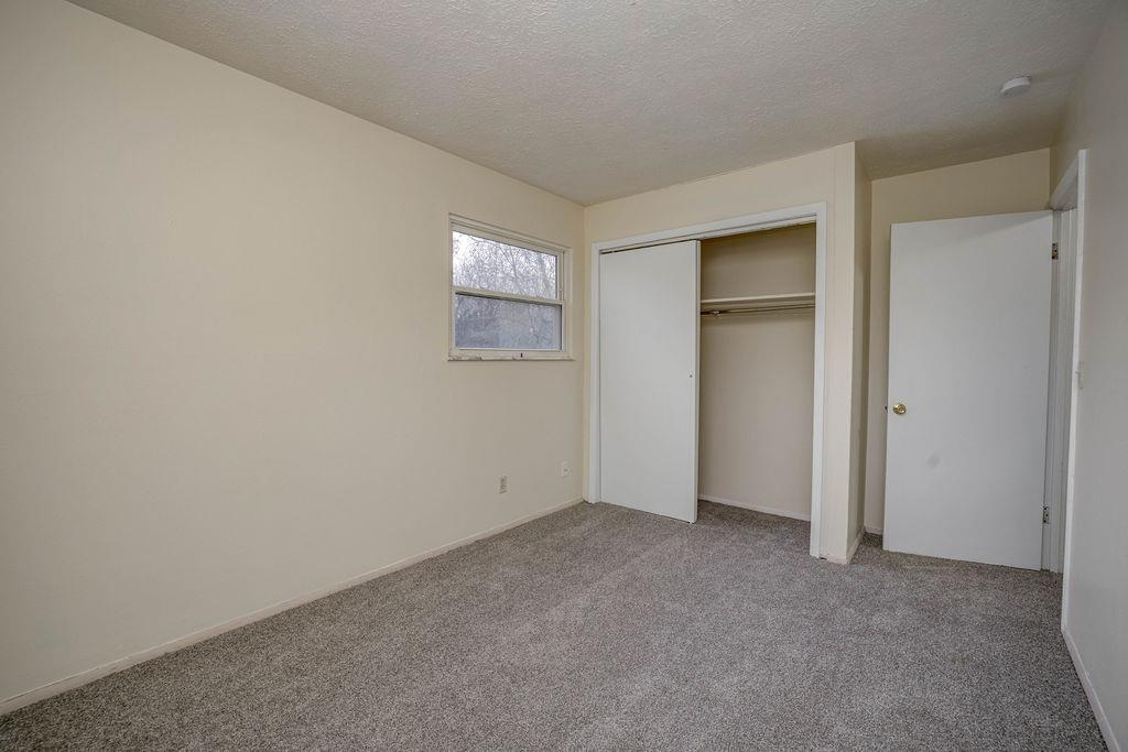 1347 Randomhill Road Cincinnati, OH 45231 - Photo 26 of 39 Gallery Image 26