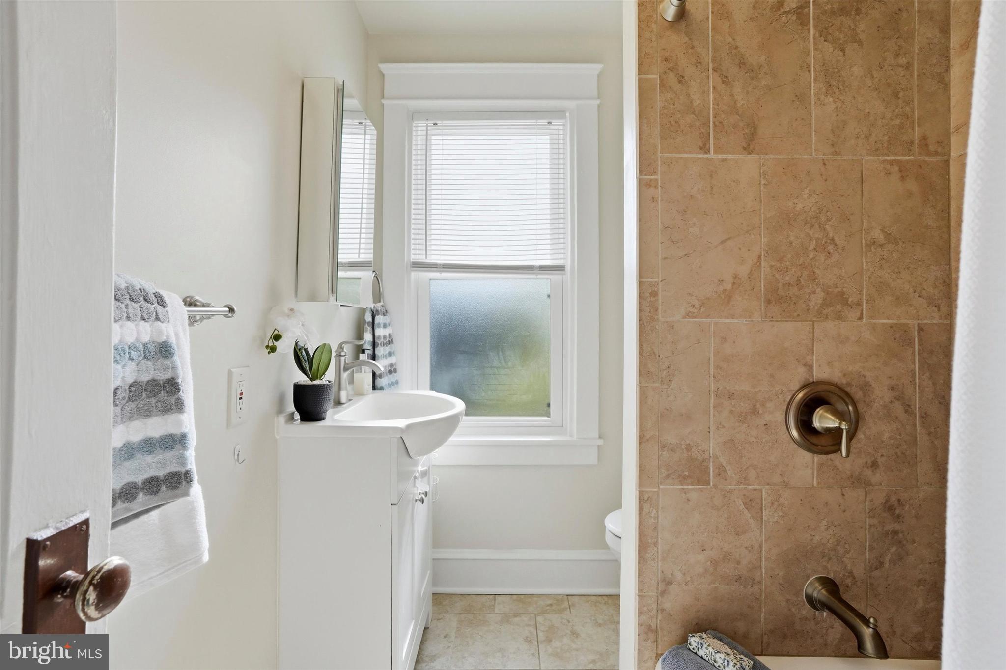 18 Vernon Road Havertown, PA 19083 - Photo 21 of 25 a bathroom with a shower