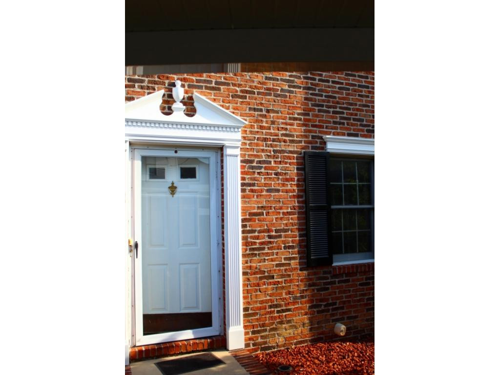 1274 Konnarock Road Kingsport, TN 37664 - Photo 1 of 24 Photo 1