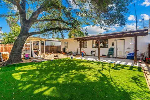 $899,000 | 228 East 15th Avenue, Escondido, CA 92025