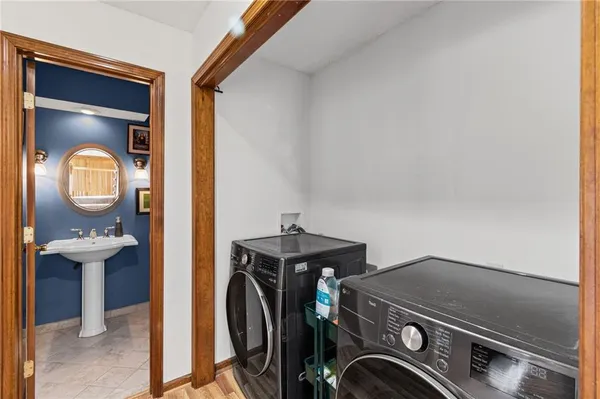 $310,000 | 9002 West 120th Terrace, Overland Park, KS 66213