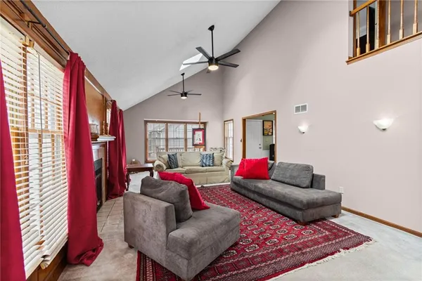 $310,000 | 9002 West 120th Terrace, Overland Park, KS 66213
