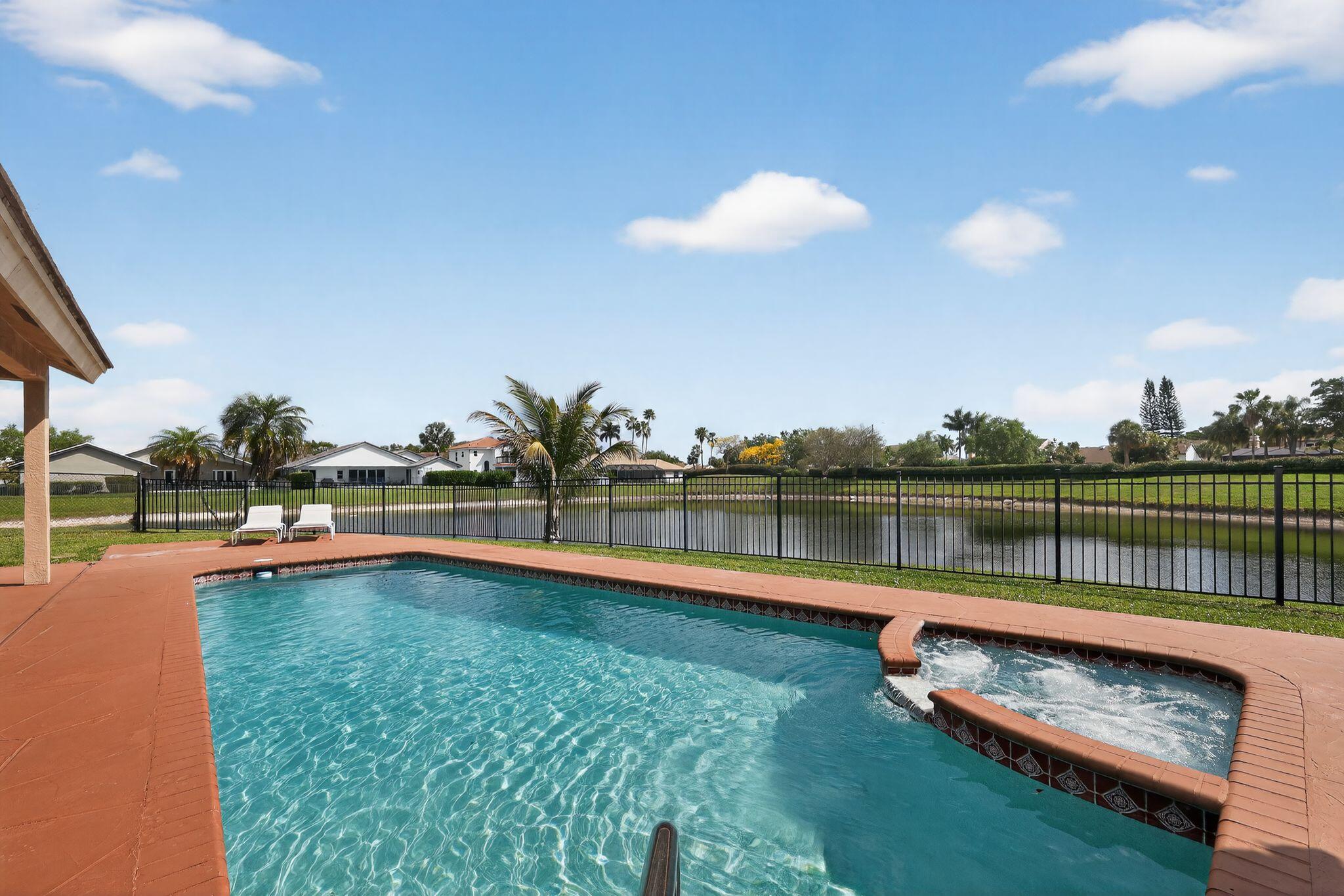 12301 Cabot Court Boca Raton, FL 33428 - Photo 25 of 30 08_12301_Cabot_Ct_Boca_Raton_FL_33428_US