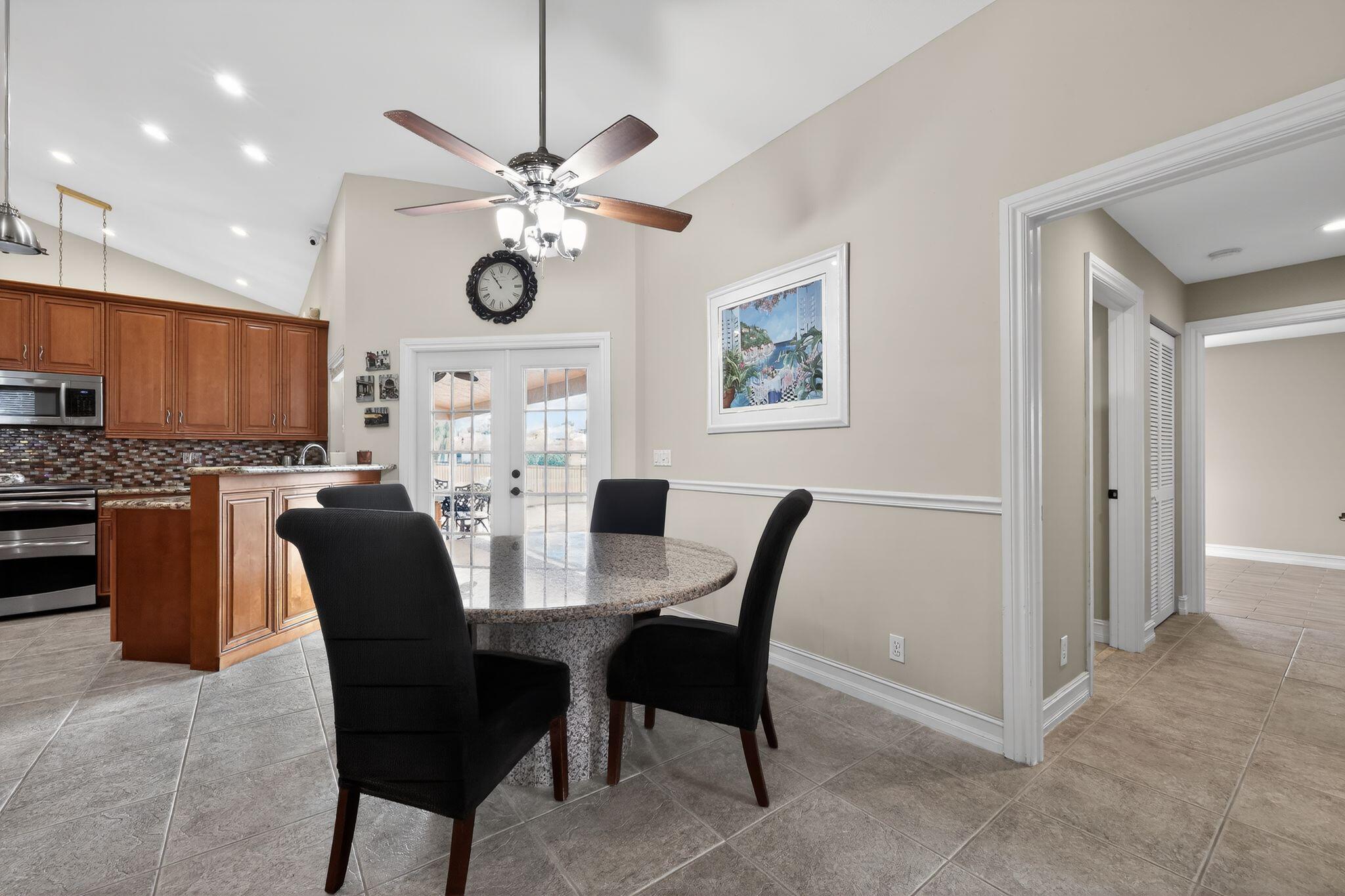 12301 Cabot Court Boca Raton, FL 33428 - Photo 8 of 30 19_12301_Cabot_Ct_Boca_Raton_FL_33428_US