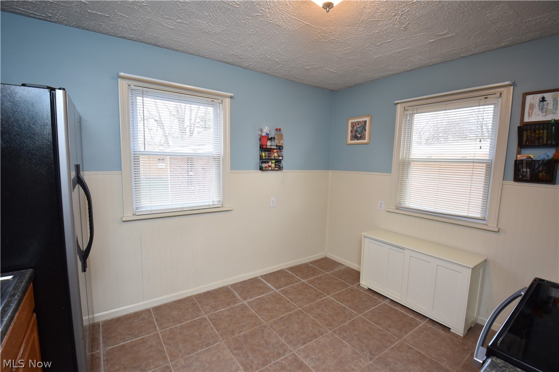 3041 15th Street Northwest Canton, OH 44708 - Photo 12 of 27