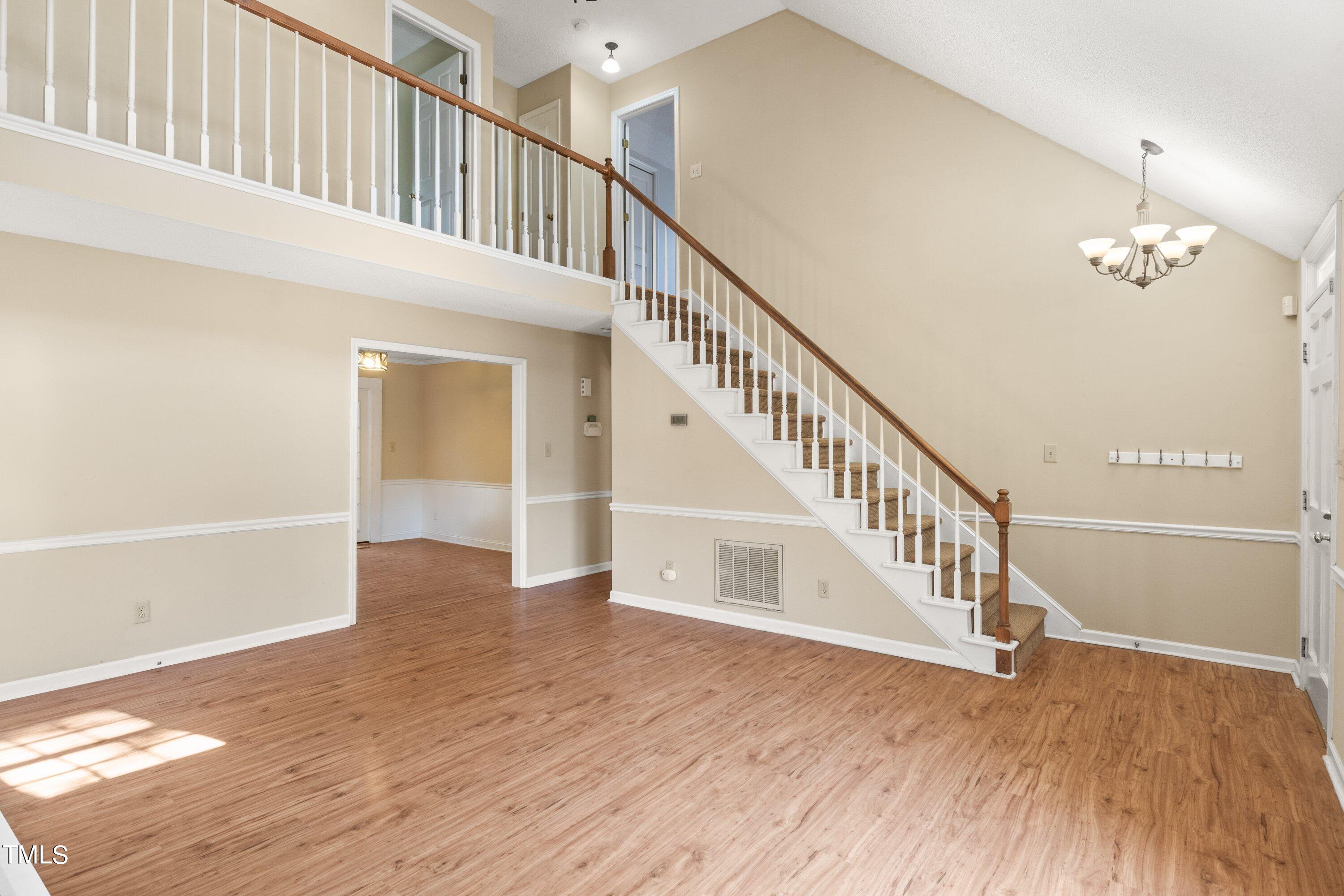 4625 Thurmount Place Raleigh, NC 27604 - Photo 6 of 34 14-4625 Thurmount Pl20230320_0014