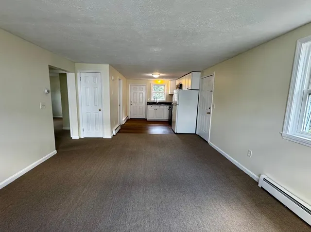 $2,000 | 249 East High Street, Unit 3, Manchester, NH 03104