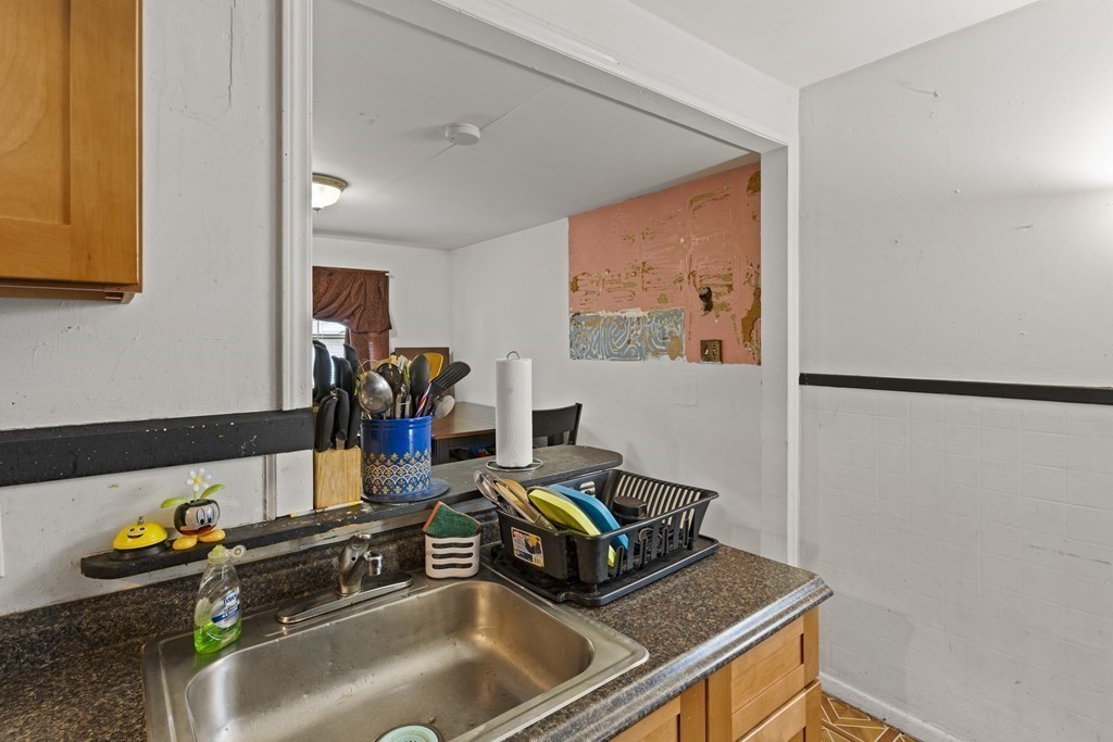 130 Brandon Avenue Springfield, MA 01119 - Photo 11 of 27 Gallery Image 11