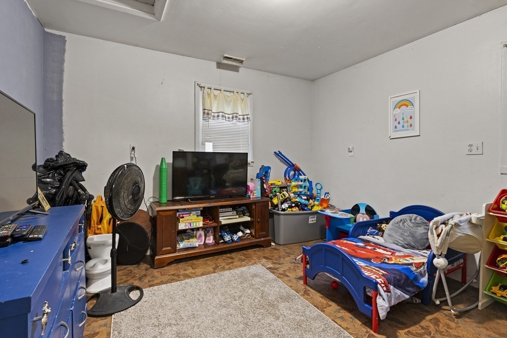 130 Brandon Avenue Springfield, MA 01119 - Photo 15 of 27 Gallery Image 15