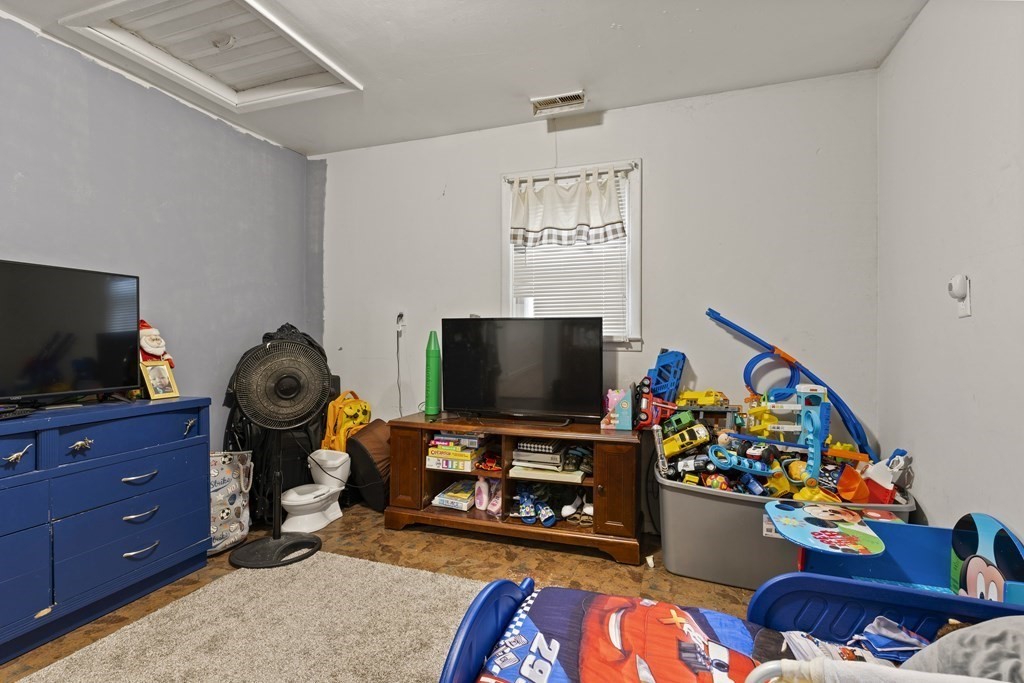 130 Brandon Avenue Springfield, MA 01119 - Photo 16 of 27 Gallery Image 16