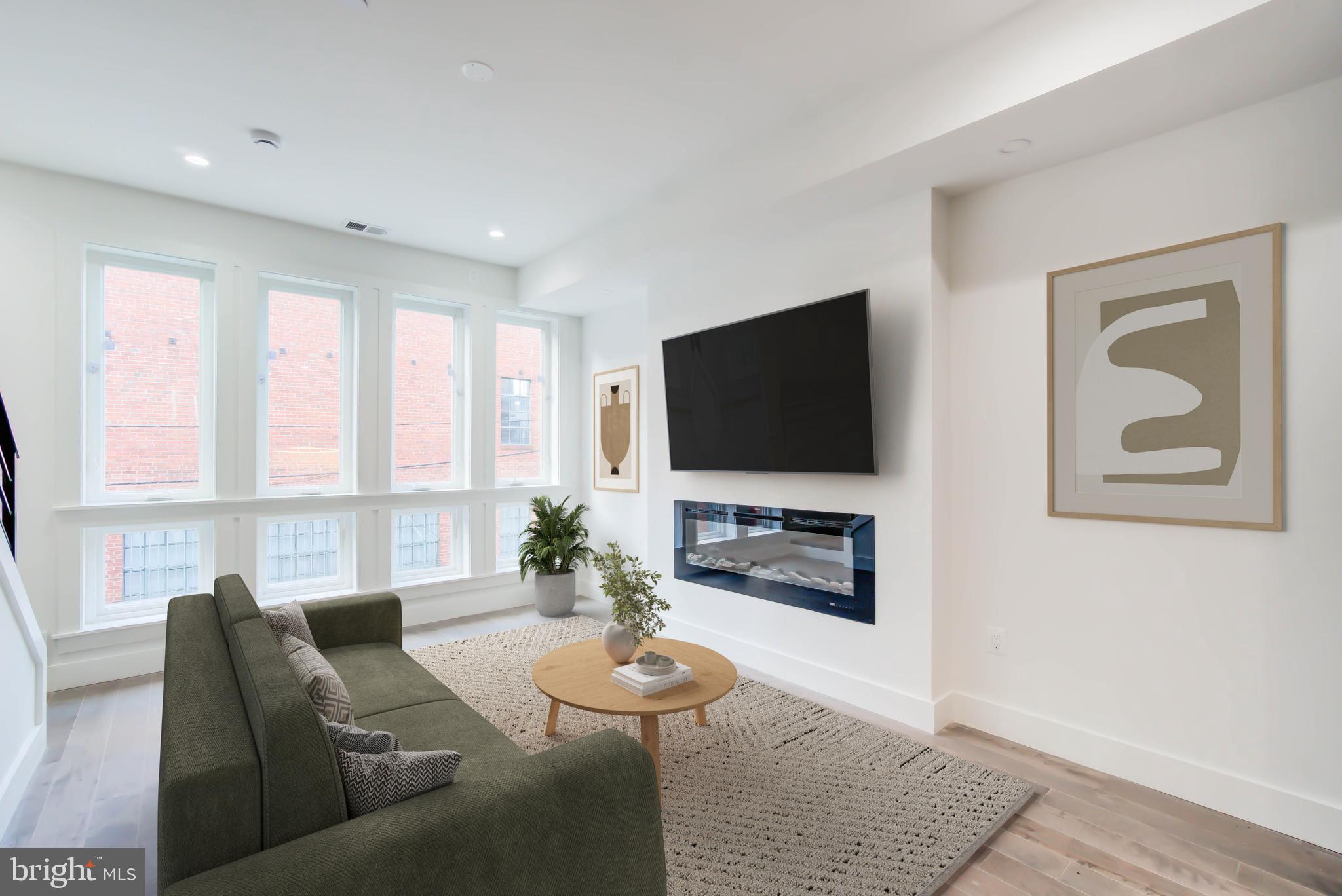 2228 13th Street Northwest, Unit 3 Washington, DC 20009 - Photo 13 of 36 Virtual staging