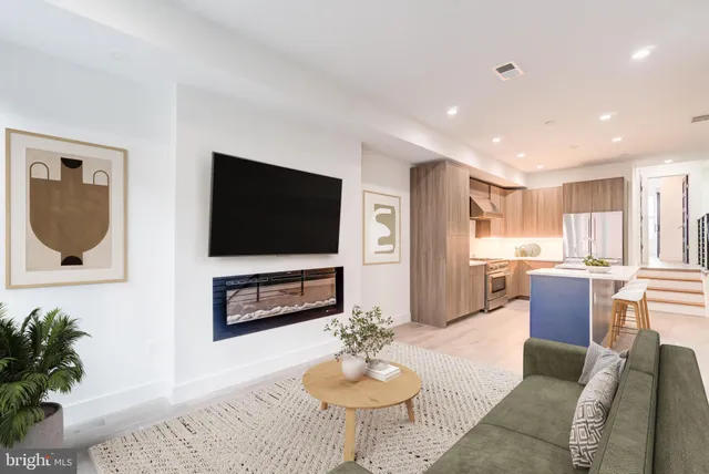 $6,200 | 2228 13th Street Northwest, Unit 3, Washington, DC 20009