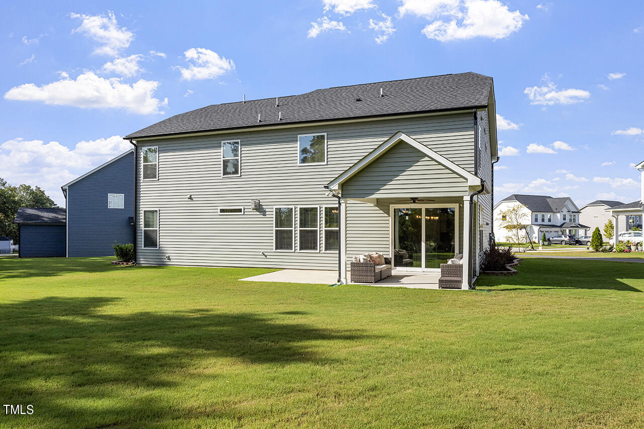 131 Hopper Circle Clayton, NC 27520 - Photo 38 of 39 a front view of a house with garden
