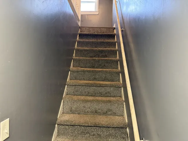 $1,900 | 756 Newell Avenue, Calumet City, IL 60409