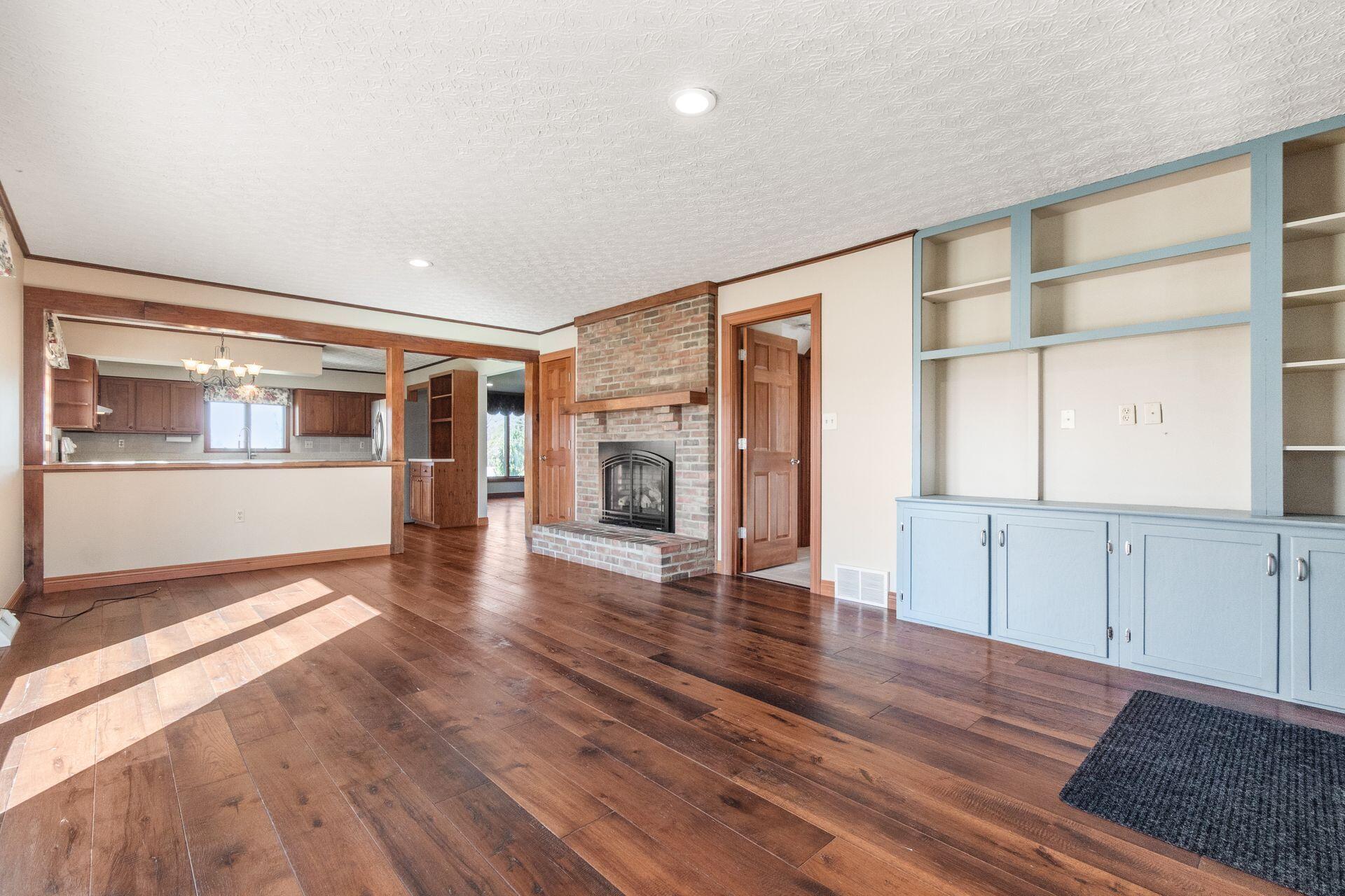 4784 Baker Road Delaware, OH 43015 - Photo 16 of 47 Family Room