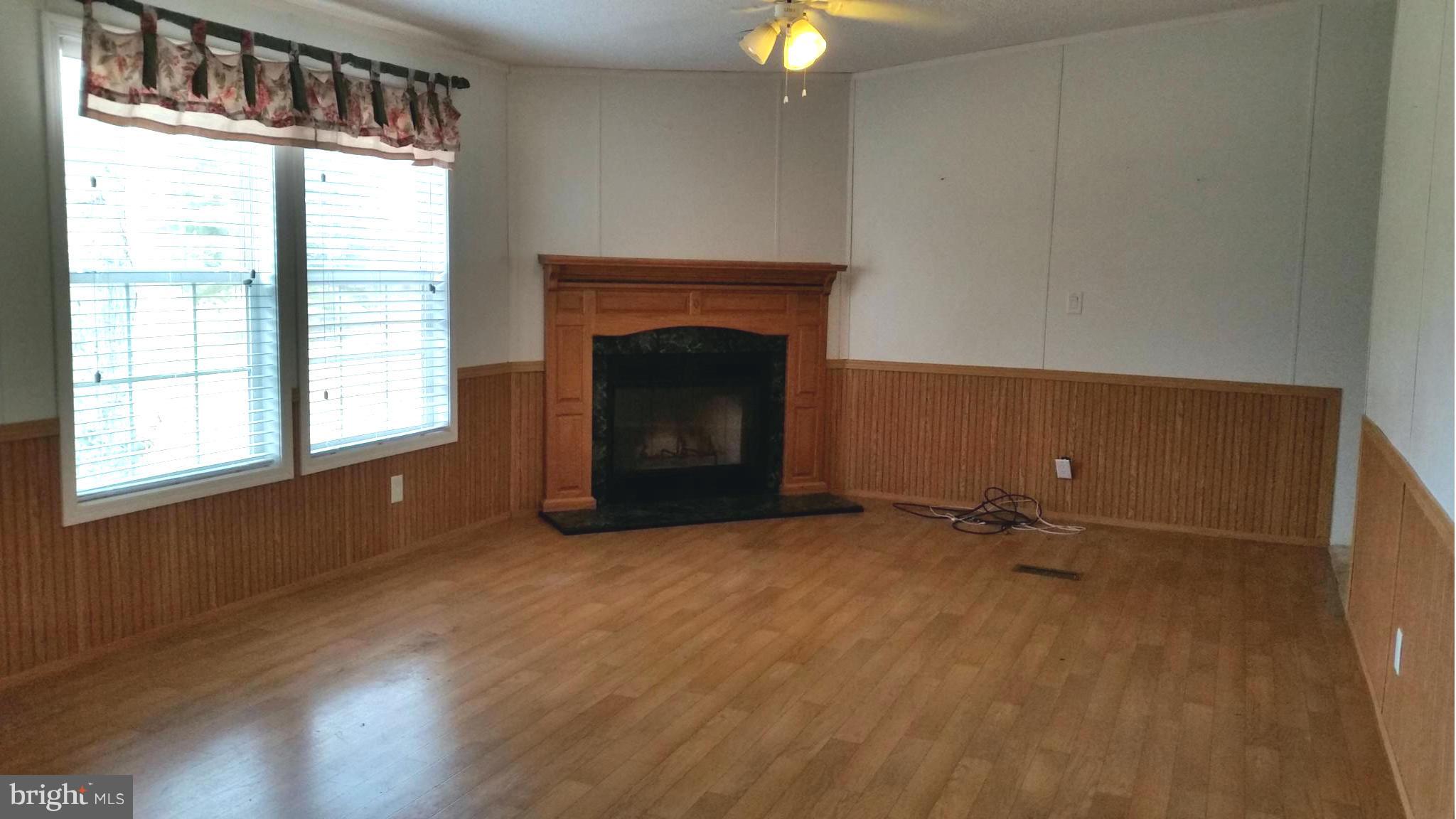 9387 Dulaney Road Rixeyville, VA 22737 - Photo 23 of 27 Living Room