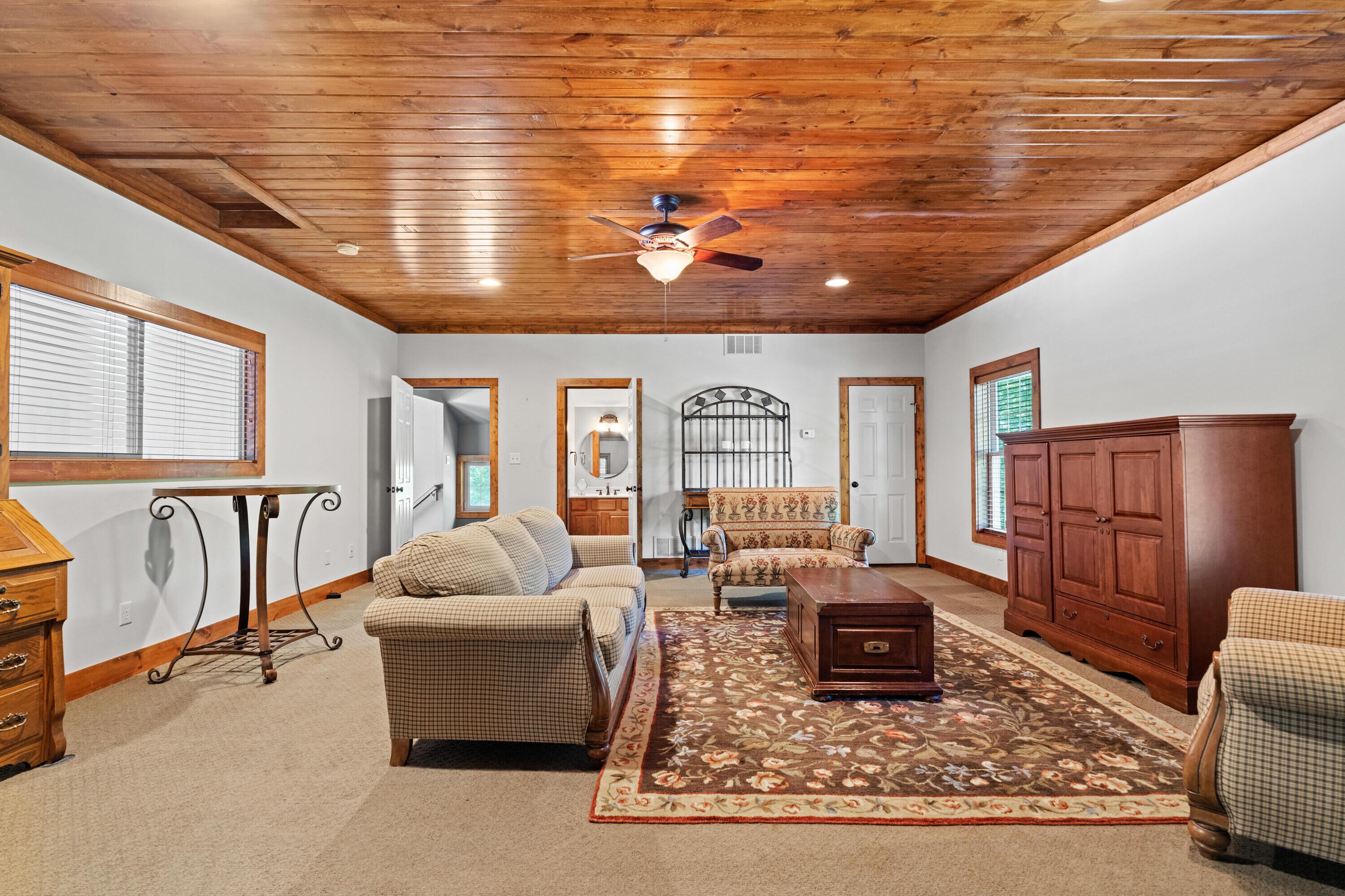 5455 Plantation Road Sunbury, OH 43074 - Photo 151 of 176 Upper Level Apart