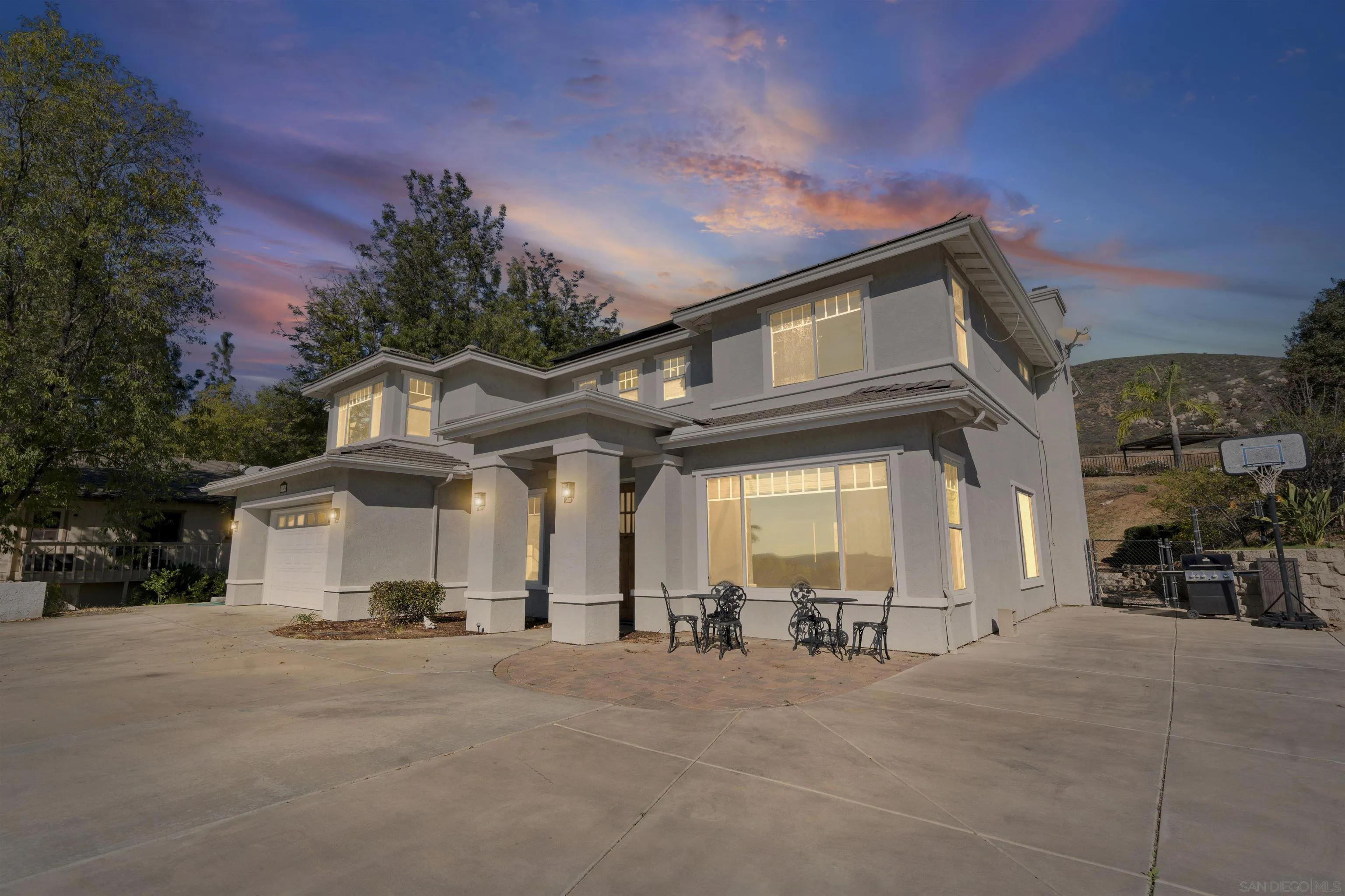 a view of a house with a outdoor space