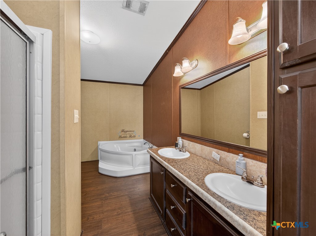 149 High Ridge Meadows Drive Gonzales, TX 78629 - Photo 14 of 36